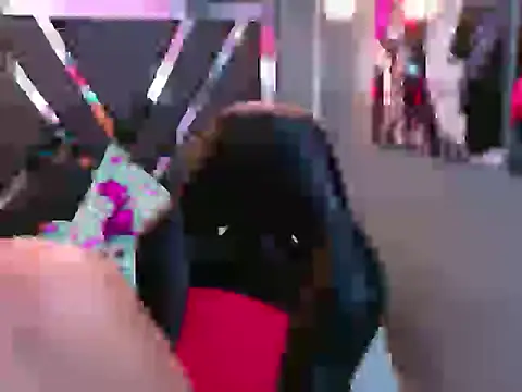 BlurEyes1 online show from 04-21-26, 08:01