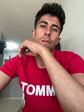 Luis-avatar online show from 04-21-26, 06:23