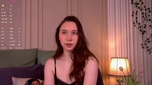 Snapshot of Suzaneey chatting on 05-01-26, 06:23 Suzaneey online show from 05-01-26, 06:23