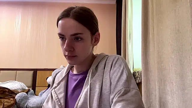 Snapshot of selianderol chatting on 06-15-26, 07:32 selianderol online show from 06-15-26, 07:32