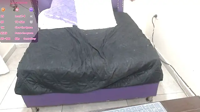 lunadreadd online show from 04-21-26, 02:51