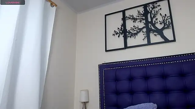 Snapshot of lunadreadd chatting on 05-02-26, 11:54 lunadreadd online show from 05-02-26, 11:54
