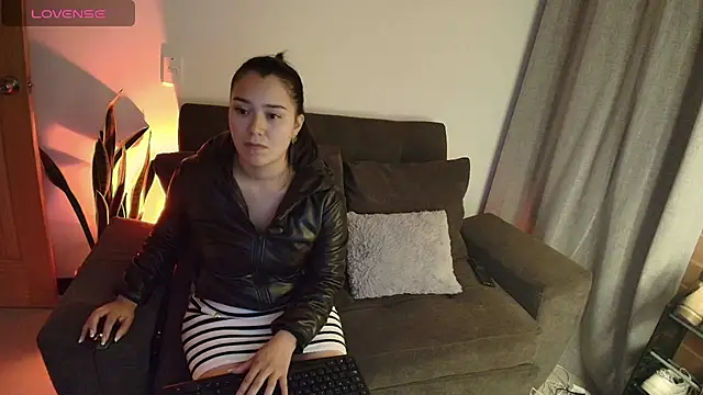 Alyssa and DAngelo online show from 07-10-26, 02:49