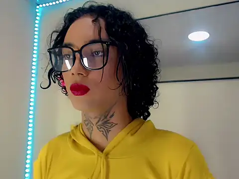Darianna A online show from 04-24-26, 09:17
