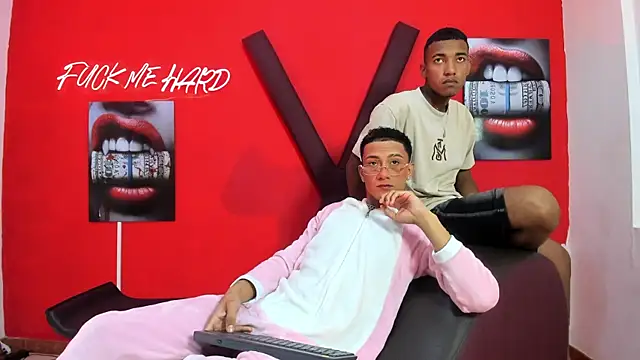 BLACK BOYS1 online show from 04-19-26, 01:27