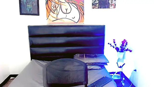 gaby dream  online show from 06-23-26, 03:48