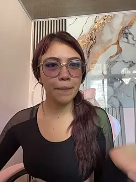 kira ec online show from 07-27-26, 07:43
