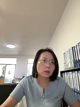 lisha521 online show from 06-09-26, 01:39