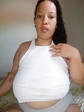 DivaCaliente1 online show from 05-18-26, 03:07