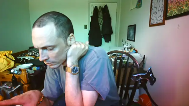 JohnnyMoves online show from 06-15-26, 07:16