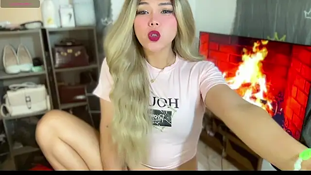 hannaBaby lisyos11 online show from 05-24-26, 02:44