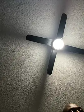 LoVEiSMor online show from 04-16-26, 08:15