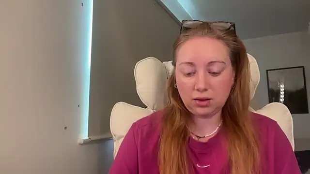 arielsweetieee online show from 05-14-26, 06:20
