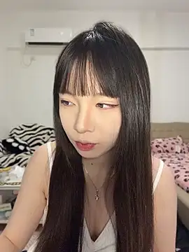 Snapshot of nide-baby chatting on 05-24-26, 01:21 nide-baby online show from 05-24-26, 01:21