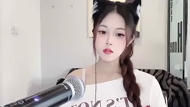 KiKi-011 online show from 05-31-26, 07:15