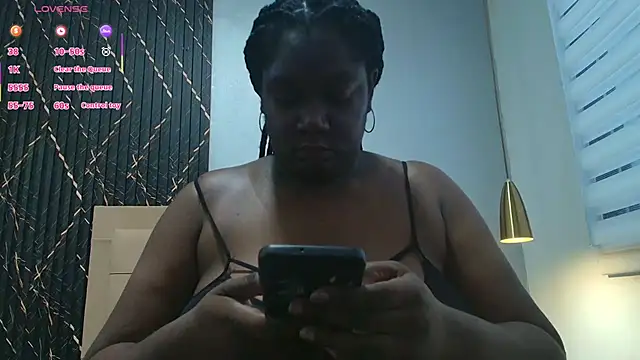 Canela  hot online show from 05-30-26, 11:18