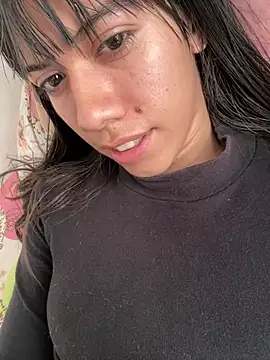 Snapshot of drea-an chatting on 05-12-26, 07:11 drea-an online show from 05-12-26, 07:11