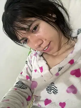 Snapshot of drea-an chatting on 08-09-26, 04:34 drea-an online show from 08-09-26, 04:34