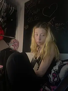 Spoilmedaddy732 online show from 05-20-26, 06:25