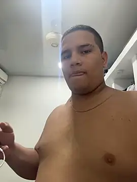Patricio 02 online show from 05-27-26, 02:19