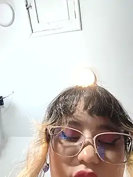 BelleVivianne online show from 06-09-26, 01:01