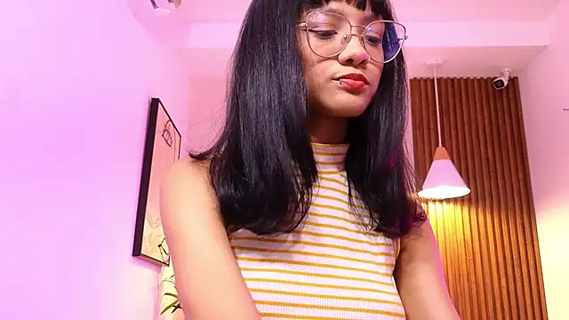 Snapshot of Cherry_Vixen_ chatting on 06-23-26, 06:17 Cherry Vixen online show from 06-23-26, 06:17
