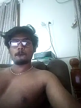 Snapshot of singaram190 chatting on 04-21-26, 06:31 singaram190 online show from 04-21-26, 06:31