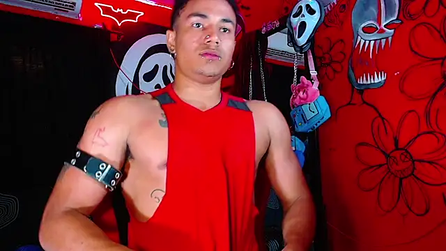 Nikkithebeastx online show from 04-20-26, 10:33