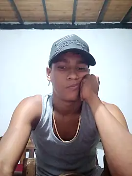 Snapshot of Brayam_30 chatting on 05-12-26, 07:38 Brayam 30 online show from 05-12-26, 07:38