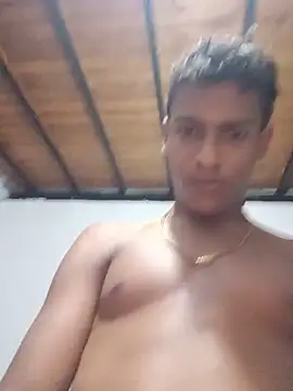 Snapshot of Brayam_30 chatting on 05-19-26, 04:08 Brayam 30 online show from 05-19-26, 04:08