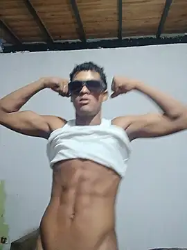 Snapshot of Brayam_30 chatting on 05-30-26, 07:38 Brayam 30 online show from 05-30-26, 07:38