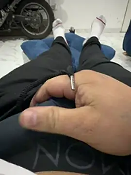 fabianvergon94 online show from 05-11-26, 11:35
