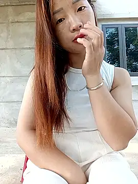 Snapshot of Ngocnga2 chatting on 05-16-26, 12:18 Ngocnga2 online show from 05-16-26, 12:18