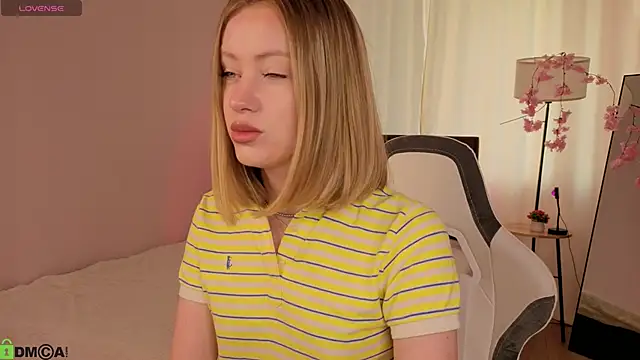 EvaHamilton online show from 06-28-26, 11:55