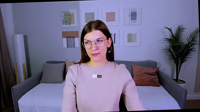 AnnaThorne online show from 04-28-26, 04:17