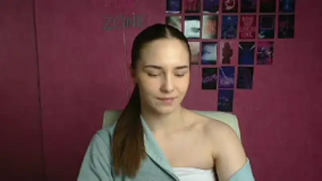 Snapshot of Kyara_ra chatting on 04-24-26, 05:21 Kyara ra online show from 04-24-26, 05:21