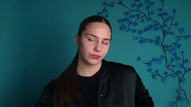 Snapshot of Kyara_ra chatting on 04-28-26, 05:12 Kyara ra online show from 04-28-26, 05:12