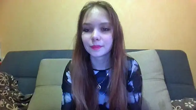 Snapshot of Princess_Mira chatting on 05-10-26, 03:17 Princess Mira online show from 05-10-26, 03:17