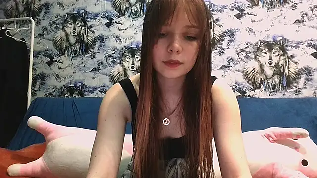 Snapshot of Princess_Mira chatting on 06-21-26, 05:04 Princess Mira online show from 06-21-26, 05:04