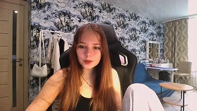 Snapshot of Princess_Mira chatting on 06-23-26, 10:24 Princess Mira online show from 06-23-26, 10:24