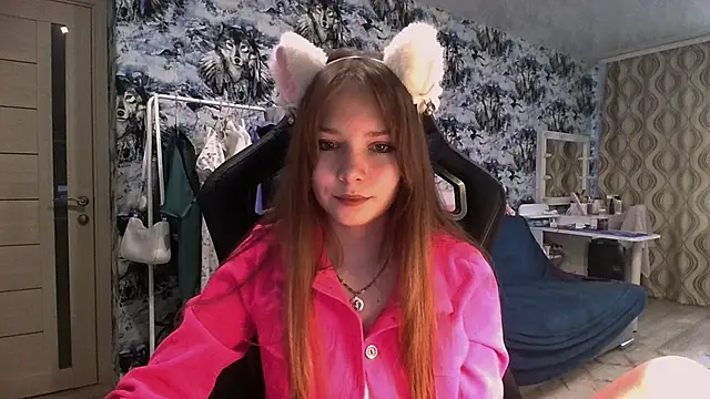 Snapshot of Princess_Mira chatting on 07-04-26, 02:45 Princess Mira online show from 07-04-26, 02:45