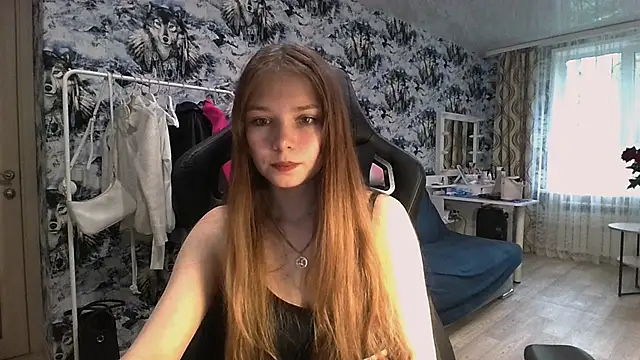 Snapshot of Princess_Mira chatting on 07-10-26, 11:35 Princess Mira online show from 07-10-26, 11:35