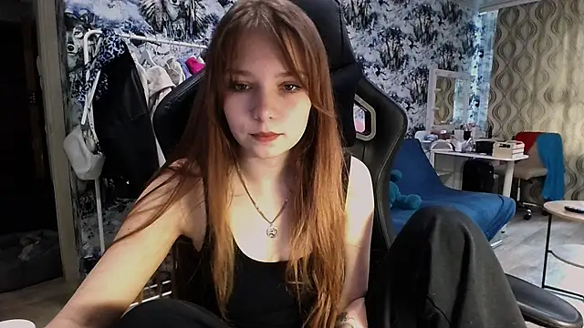 Snapshot of Princess_Mira chatting on 08-01-26, 09:30 Princess Mira online show from 08-01-26, 09:30