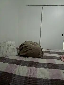 pinkybitch online show from 04-21-26, 08:44