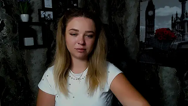NicoleAura online show from 06-23-26, 10:35