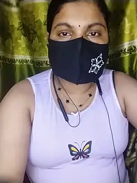 Snapshot of Sila_Vabi9 chatting on 05-19-26, 02:01 Sila Vabi9 online show from 05-19-26, 02:01