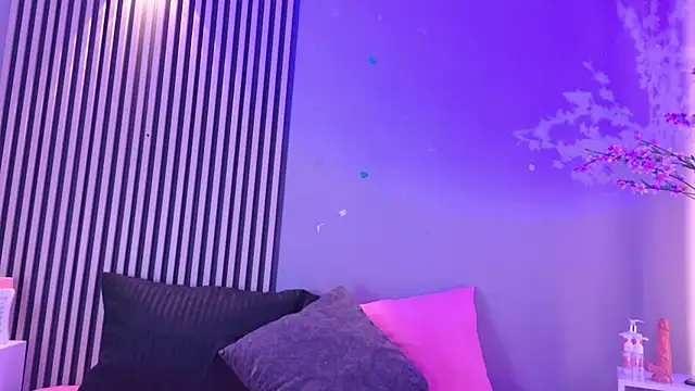 JadeHearrt online show from 05-15-26, 06:26