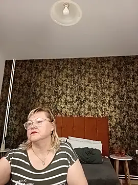 I amVeronicle online show from 06-05-26, 11:38