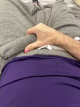 wedoit11 online show from 04-22-26, 02:07