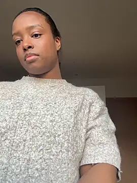Emilie 20 online show from 05-14-26, 04:14